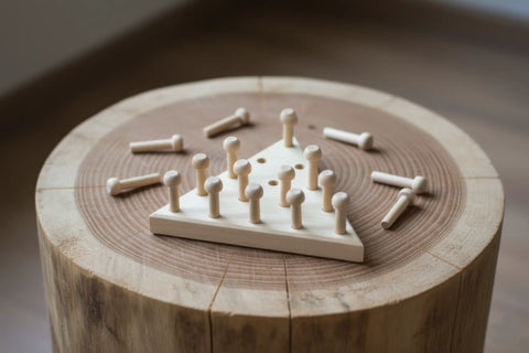 6 x 30 mm puidust seenekujulised teljetihvtid puidust mängudes ja pusledes