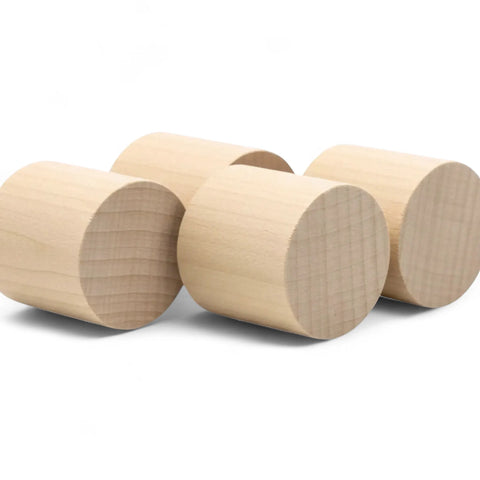 four 60 × 40 mm puidust silindrid