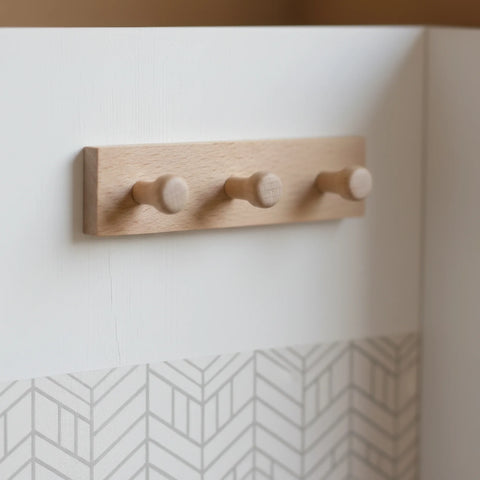 20 mm klassischer runder Möbelknauf aus Holz als Wandhaken